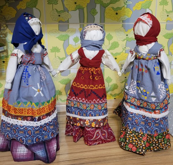 Хоровод из русских красавиц