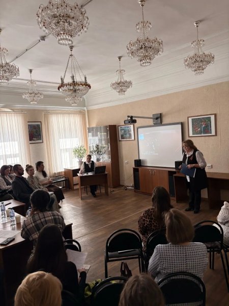 Лучший преподаватель детской школы искусств